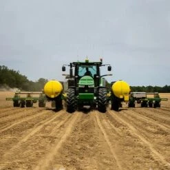 NEW! John Deere Salted Peanuts -Lipton Shop GUEST aba34b46 0242 462d af9f 83b497cbb674