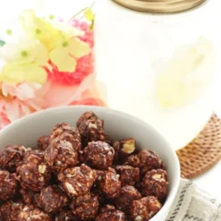 Dark Chocolate Popcorn By It's Delish -Lipton Shop GUEST baaeb6c6 e227 4c10 8f00 f183dce40578
